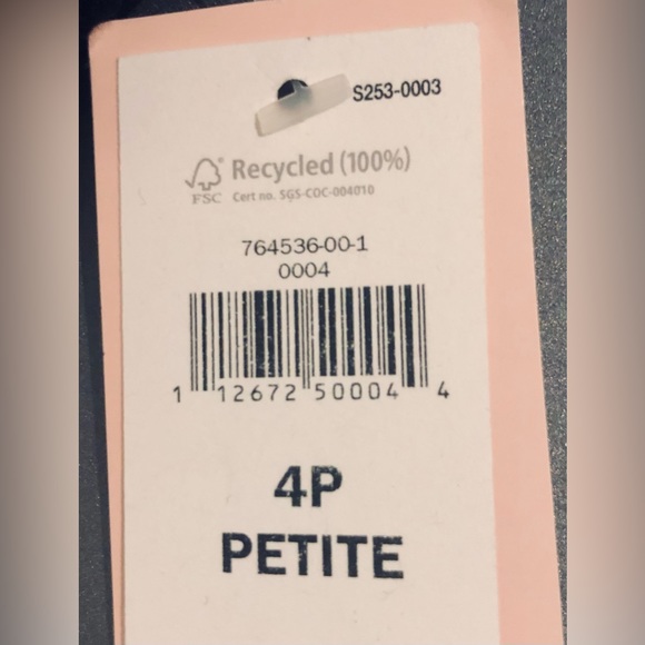 NWT | Banana Republic Black Professional Skirt - Flattering Seams - Lined - NEW - Picture 2 of 3